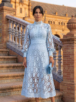 Cargar imagen en el visor de la galería, Carmona | Vestido de encaje primaveral