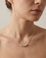 Cargar imagen en el visor de la galería, Collar de Cuentas Minimalista