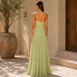 Cargar imagen en el visor de la galería, Vestido Almudena™ | Elegancia Sofisticada que Estiliza con Delicadeza
