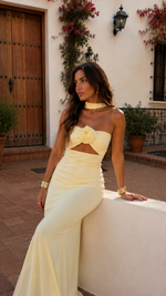 Cargar imagen en el visor de la galería, Vestido amarillo pastel con estampado floral
