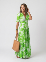 Cargar imagen en el visor de la galería, Aurora | Vestido midi con estampado floral de manga corta y escote en V
