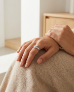 Cargar imagen en el visor de la galería, Anillo Abrazo Eterno Ava
