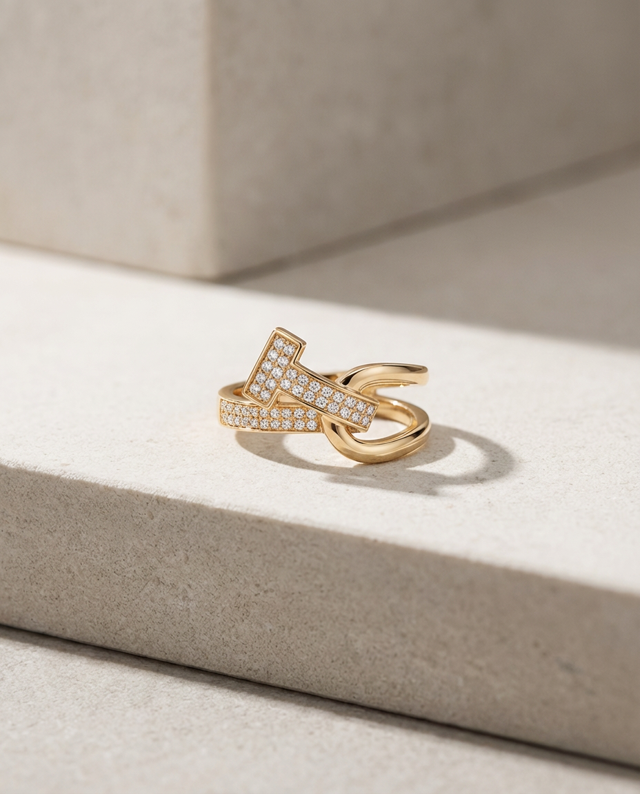 Freepik__highend jewelry product photograph of the uploaded__9095