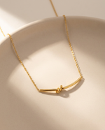 Cargar imagen en el visor de la galería, Collar Nudo Eterna

