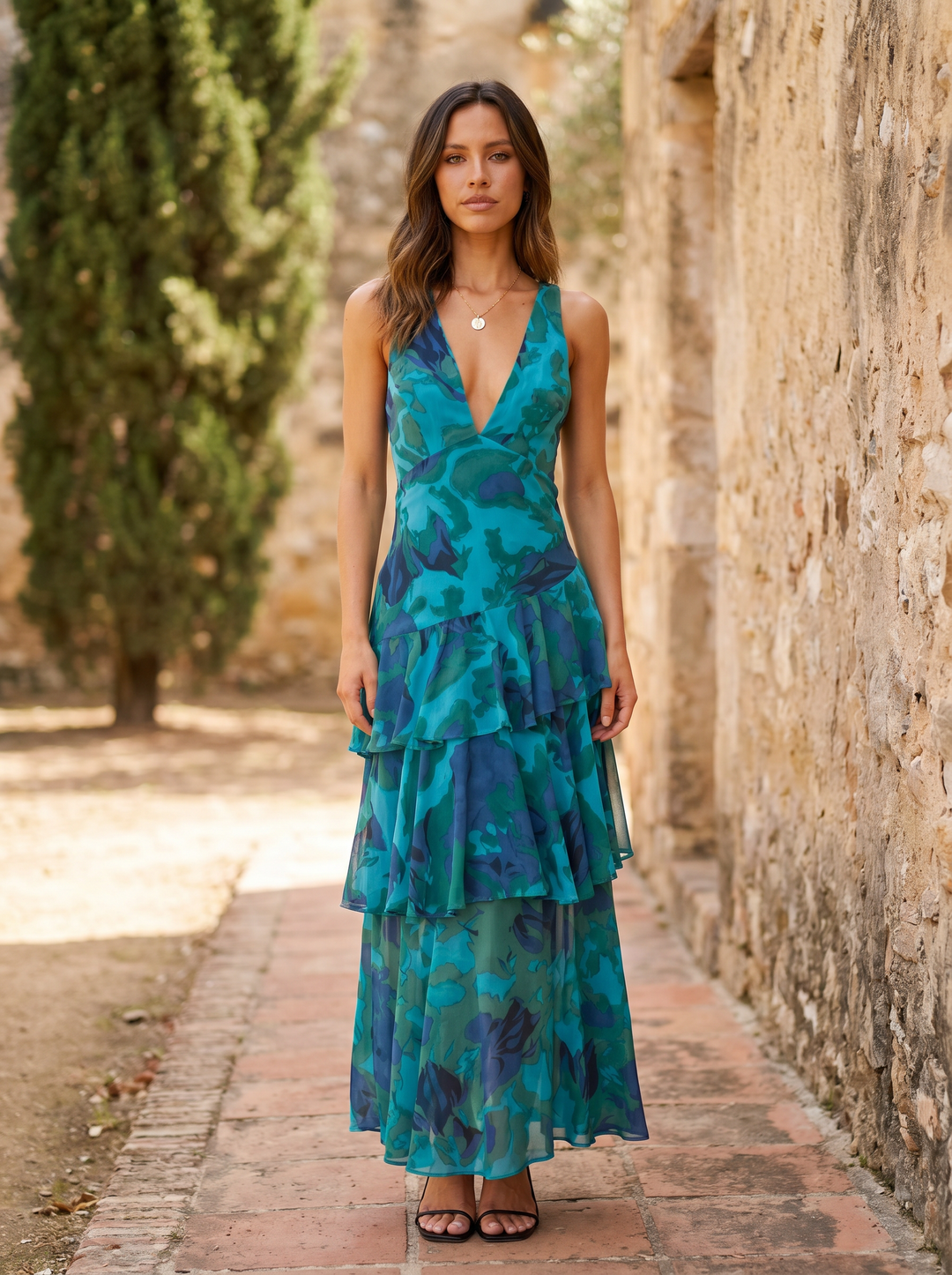 Vestido con Estampado Floral y Escote Profundo