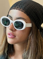 Cargar imagen en el visor de la galería, Belinda Sunglasses

